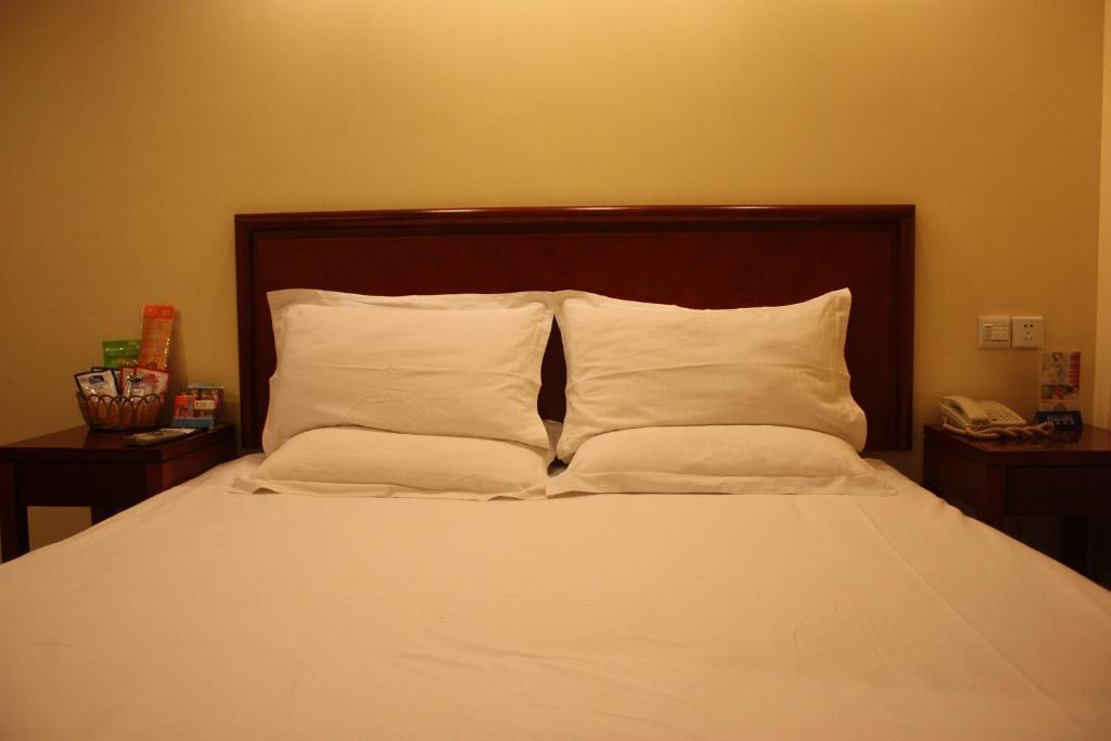 Greentree Inn Beijing National Stadium Hotel Room photo